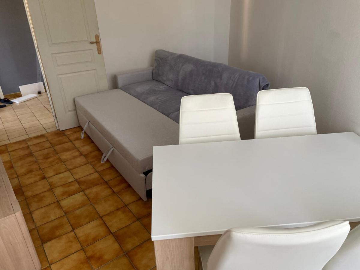 Charmant T2 Au 1Er Dans Residence Avec Parc Arbore Saint-Pierre-le-Moûtier Exteriör bild