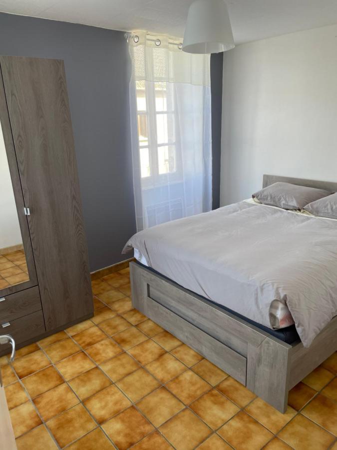 Charmant T2 Au 1Er Dans Residence Avec Parc Arbore Saint-Pierre-le-Moûtier Exteriör bild